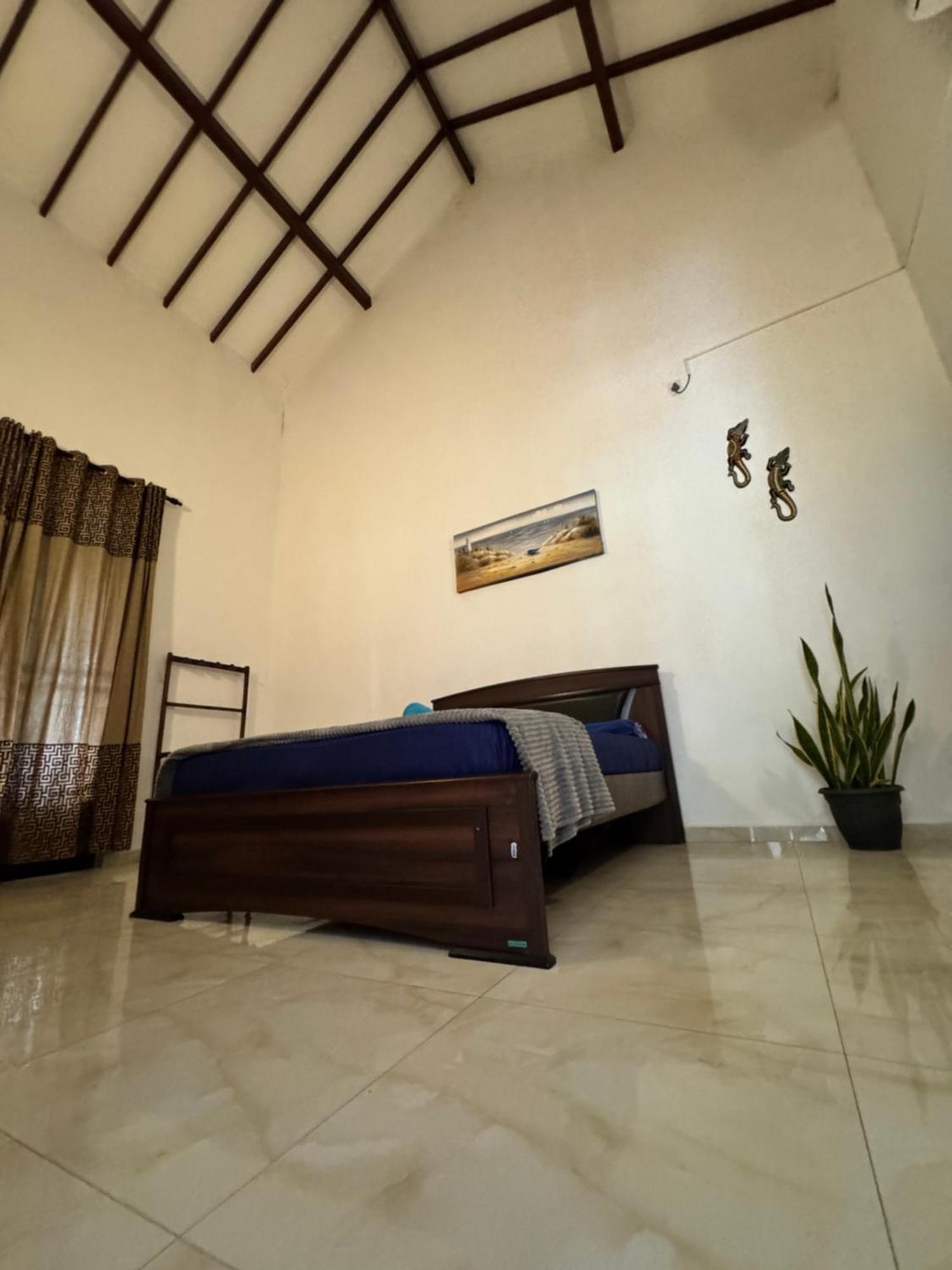 Grand Royal Villa Negombo Bagian luar foto