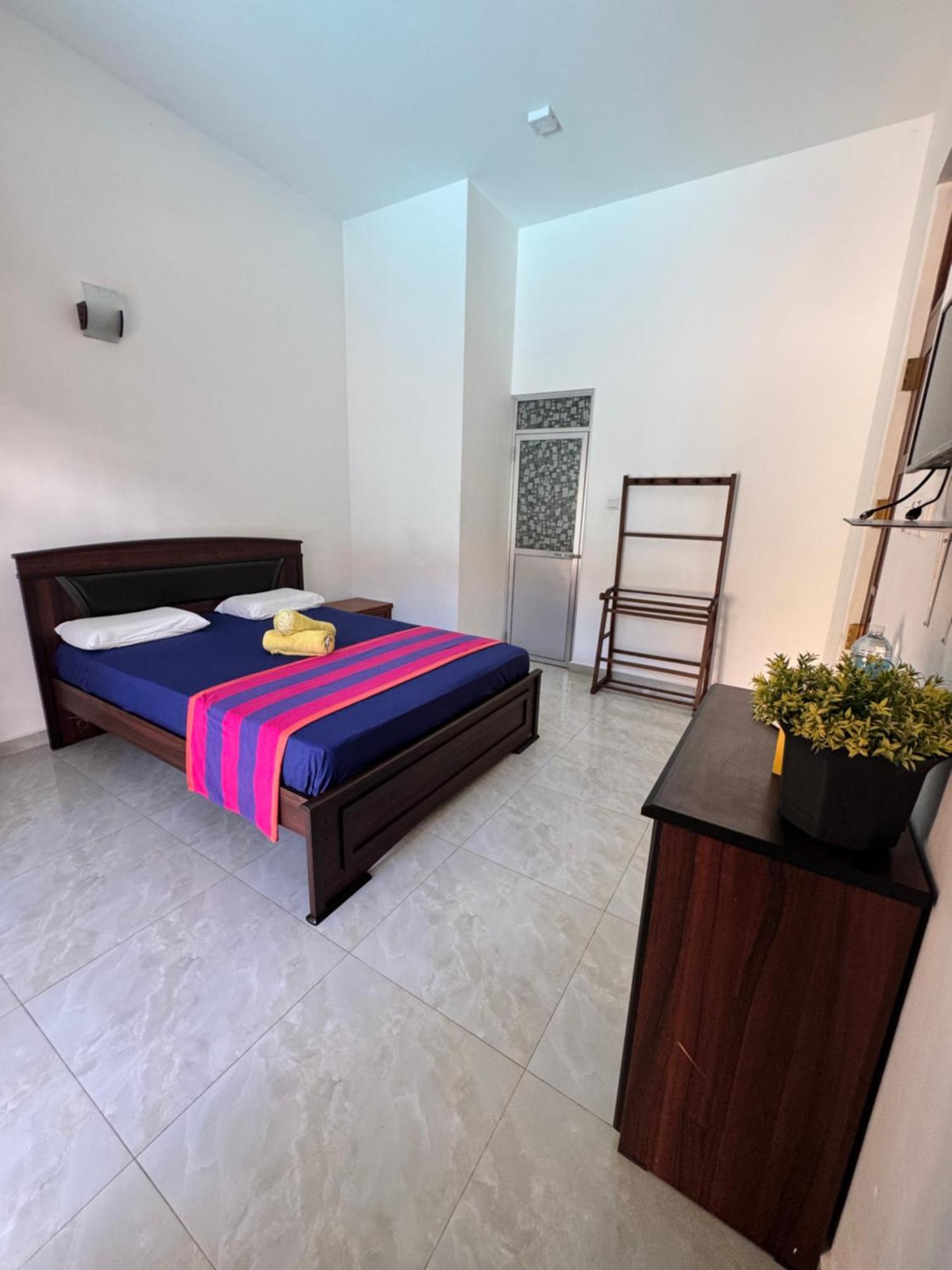 Grand Royal Villa Negombo Bagian luar foto