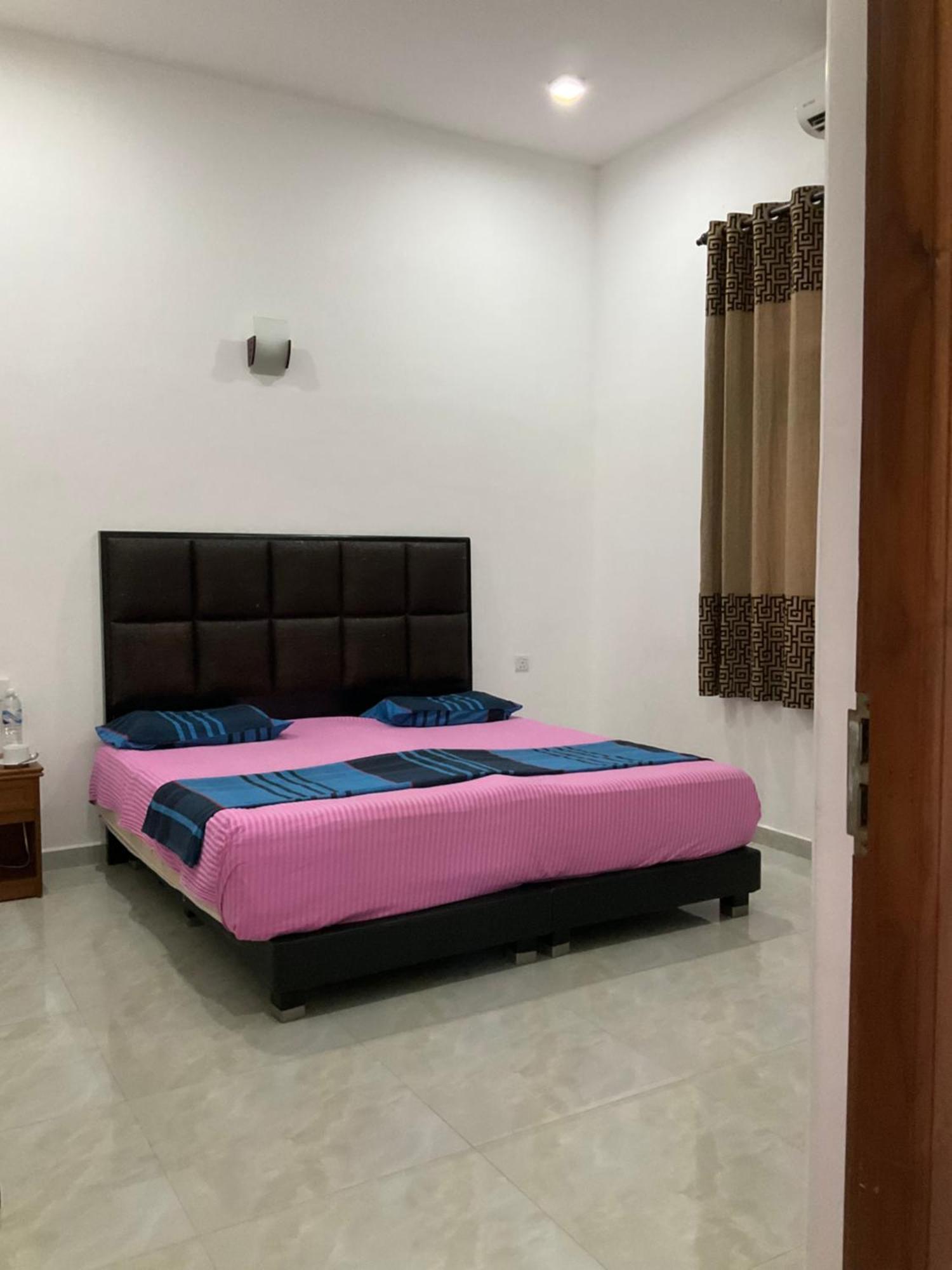 Grand Royal Villa Negombo Bagian luar foto